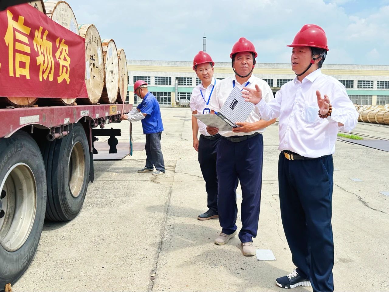 心系灾区，火速驰援！通鼎集团捐赠款物500万元支援华北地区抗洪救灾