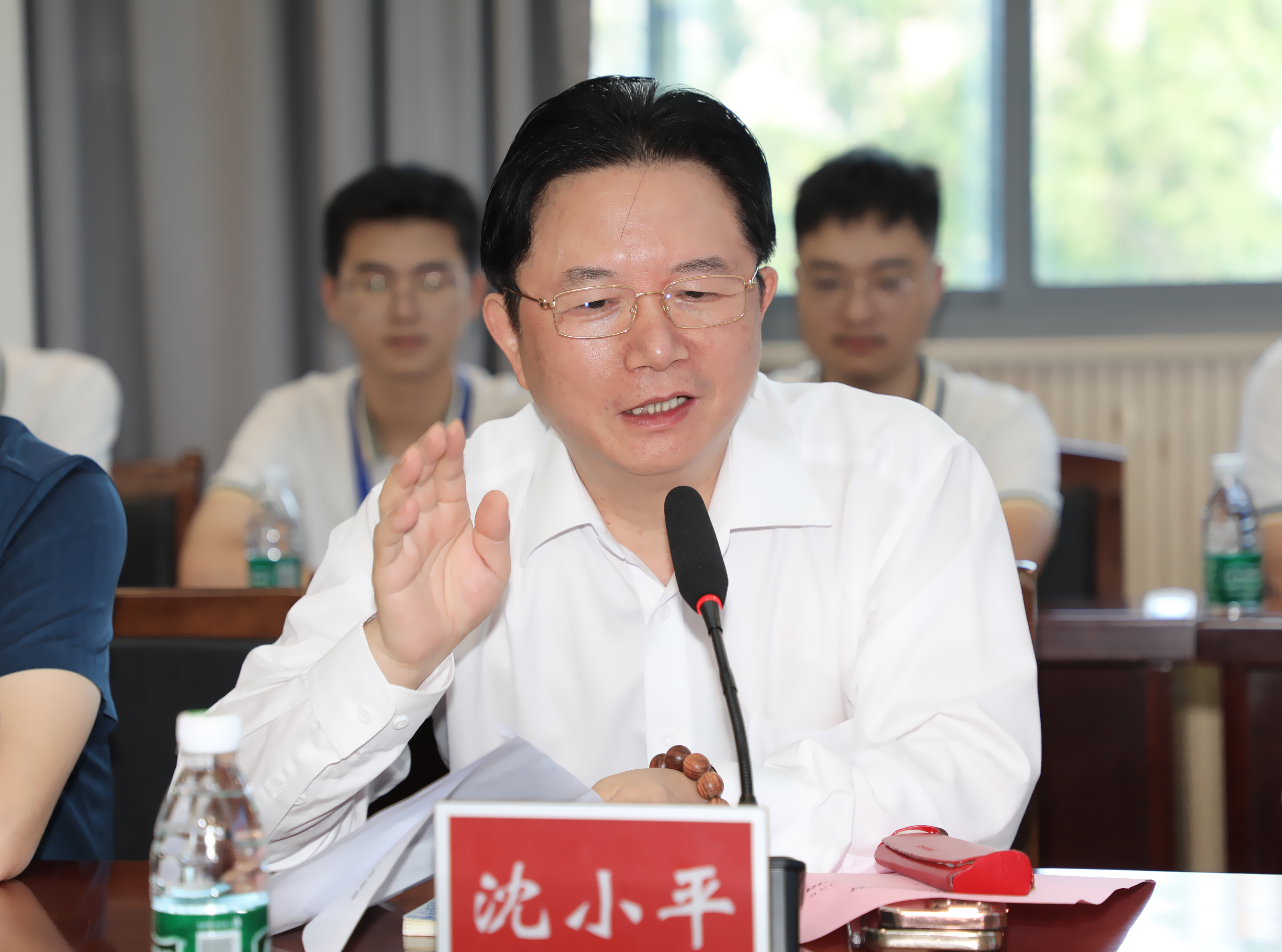 通鼎教育基金奖学金颁发 沈小平深情寄语震中学子